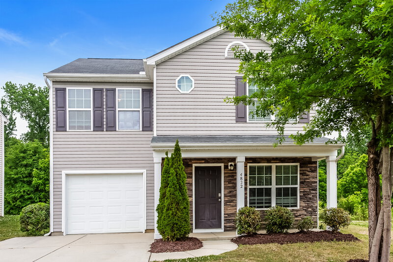 2,780/Mo, 4822 Abercromby Street Charlotte, NC 28213 External View