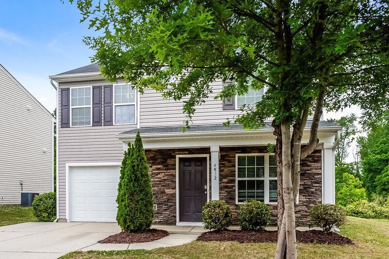 2,780/Mo, 4822 Abercromby Street Charlotte, NC 28213 Front View