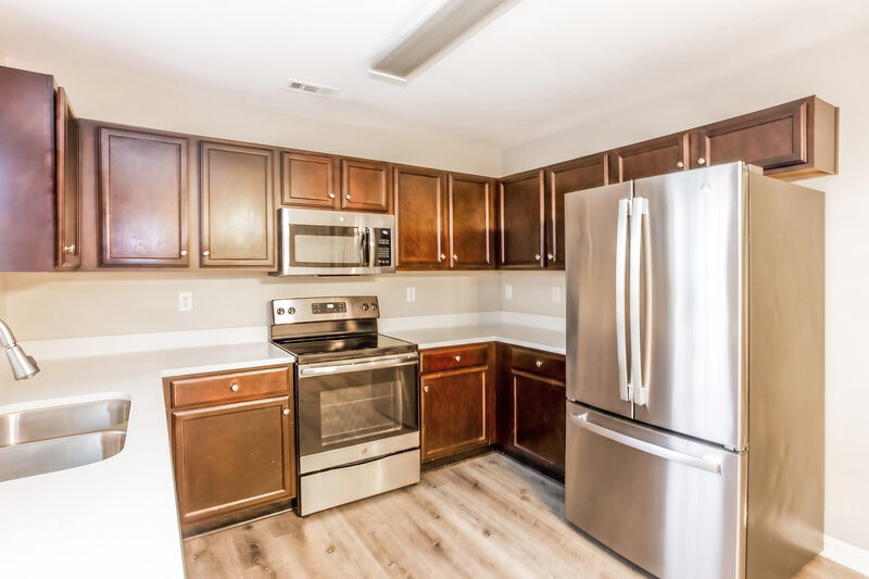 2,780/Mo, 4822 Abercromby Street Charlotte, NC 28213 No Caption View