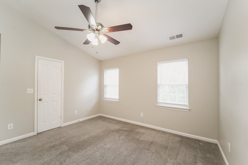 2,065/Mo, 316 Wrayhill Drive Charlotte, NC 28262 Main Bedroom View 2