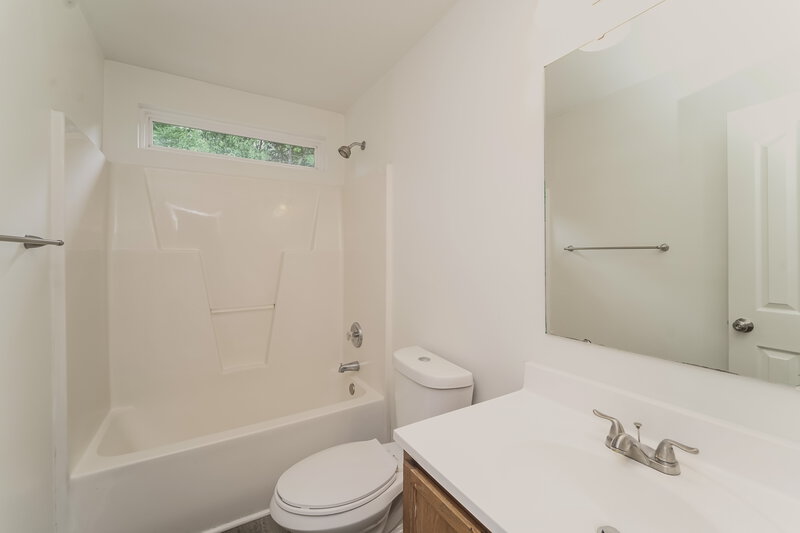 2,065/Mo, 316 Wrayhill Drive Charlotte, NC 28262 Bathroom View