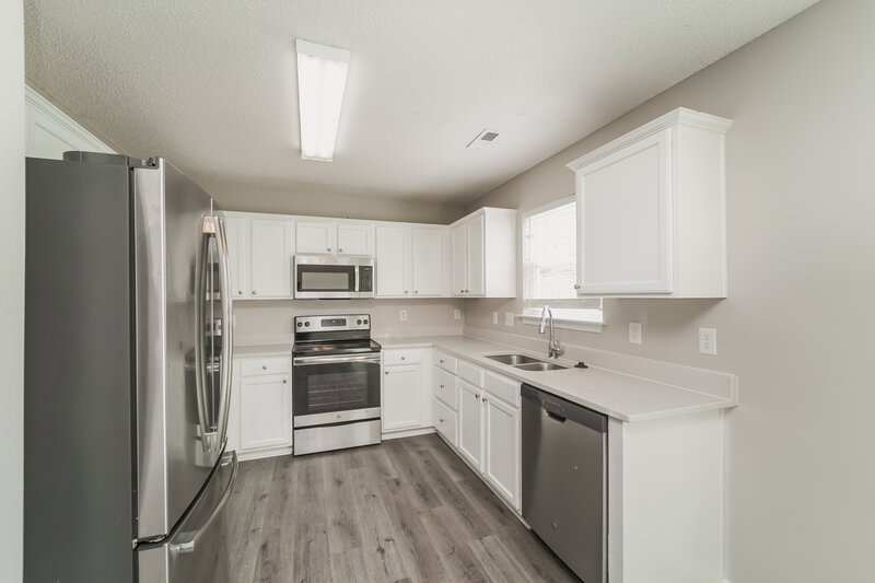 1,855/Mo, 624 Lightspun Ln Charlotte, NC 28216 Kitchen View