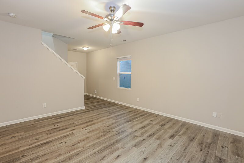 2,125/Mo, 8617 Balsam Bay Rd Charlotte, NC 28227 Living Room View