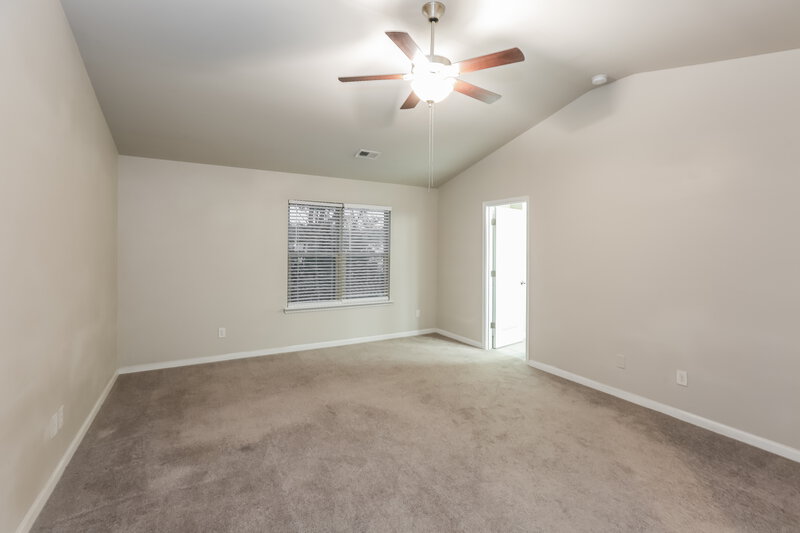 2,450/Mo, 10042 Brawley Lane Charlotte, NC 28215 Main Bedroom View 2