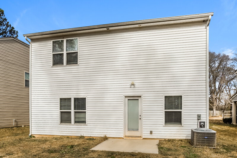 1,980/Mo, 204 Neal Drive Charlotte, NC 28213 Rear View