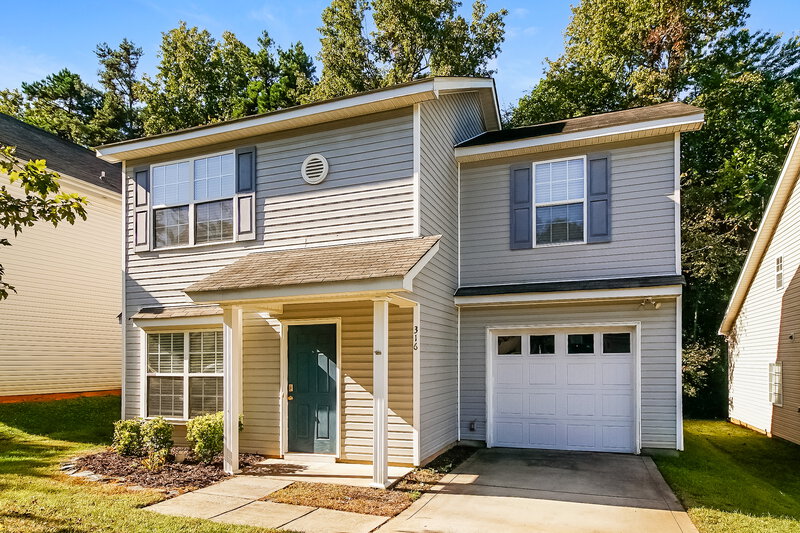 1,725/Mo, 316 Peachtree Rd Charlotte, NC 28216 Front View