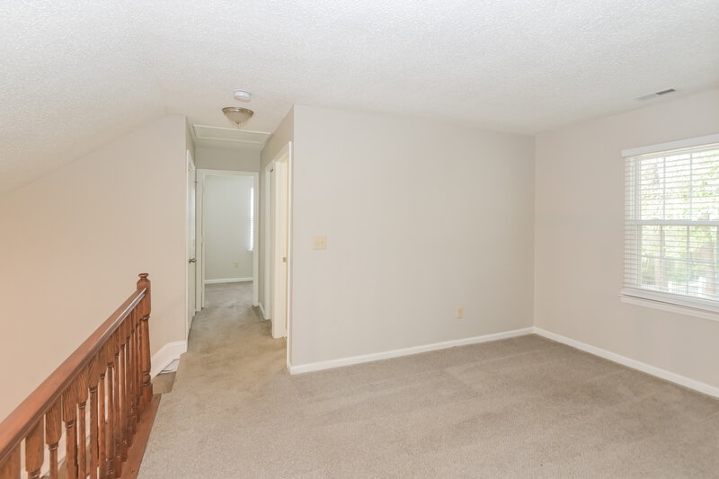 2,005/Mo, 2108 David Earl Dr Charlotte, NC 28213 Loft View