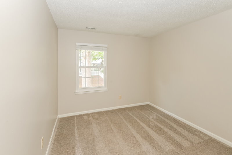2,005/Mo, 2108 David Earl Dr Charlotte, NC 28213 Bedroom View 2