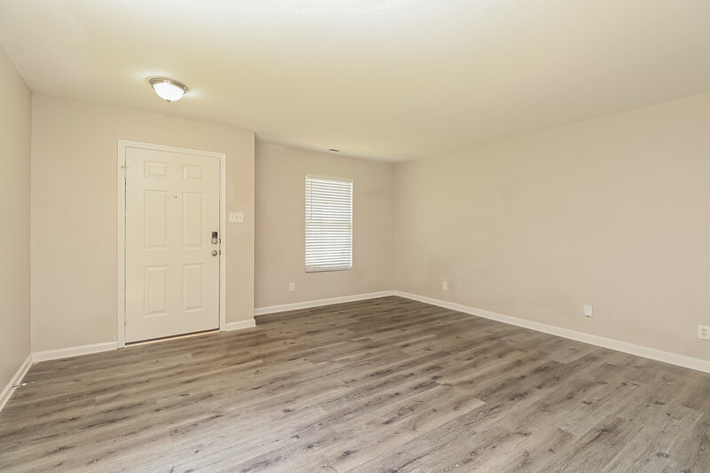 1,825/Mo, 7234 Fox Point Dr Charlotte, NC 28269 Living Room View