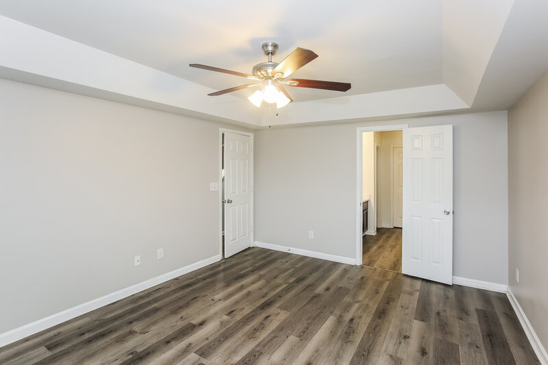 2,185/Mo, 7124 Fox Point Dr Charlotte, NC 28269 Main Bedroom View