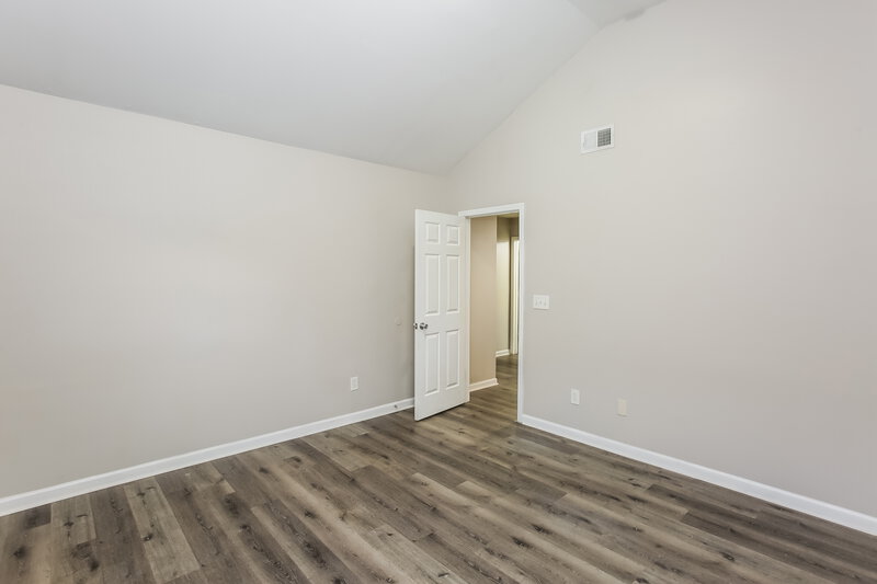 2,185/Mo, 7124 Fox Point Dr Charlotte, NC 28269 Bedroom View