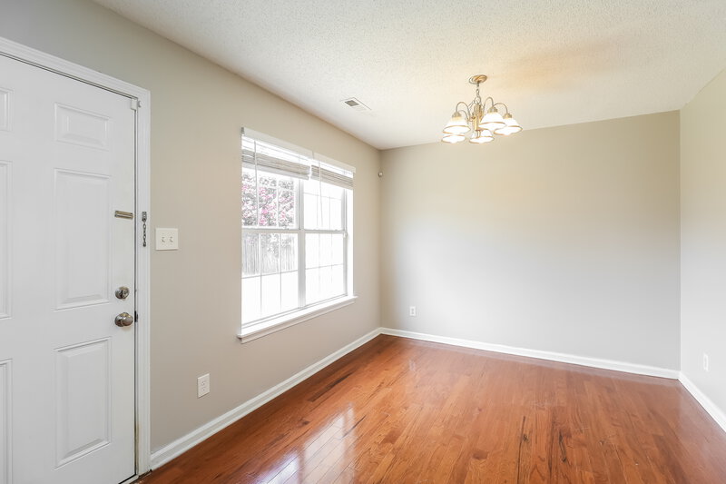 1,915/Mo, 8411 Galena View Dr Charlotte, NC 28269 Dining Room View