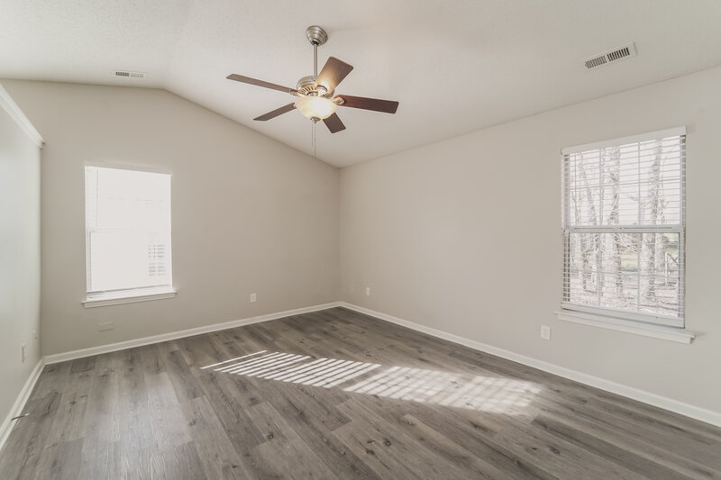 1,905/Mo, 9236 Kimmel Ln Charlotte, NC 28216 Main Bedroom View