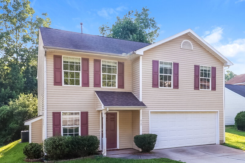 2,090/Mo, 2127 Pleasant Dale Dr Charlotte, NC 28214 Front View