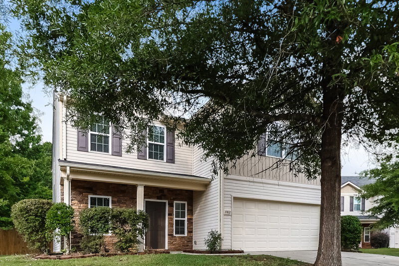2,470/Mo, 10812 Maryanna Ct Charlotte, NC 28213 Front View