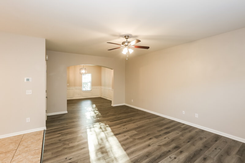 2,490/Mo, 10812 Maryanna Ct Charlotte, NC 28213 Living Room View