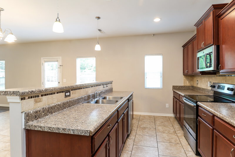 2,470/Mo, 10812 Maryanna Ct Charlotte, NC 28213 Kitchen View