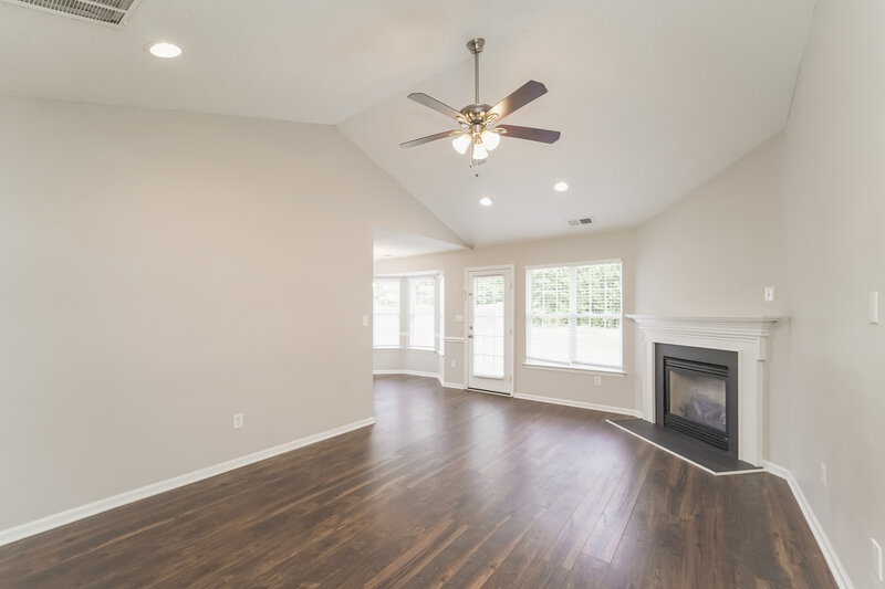 2,550/Mo, 1038 Counselors Dr Monroe, NC 28110 Living Room View