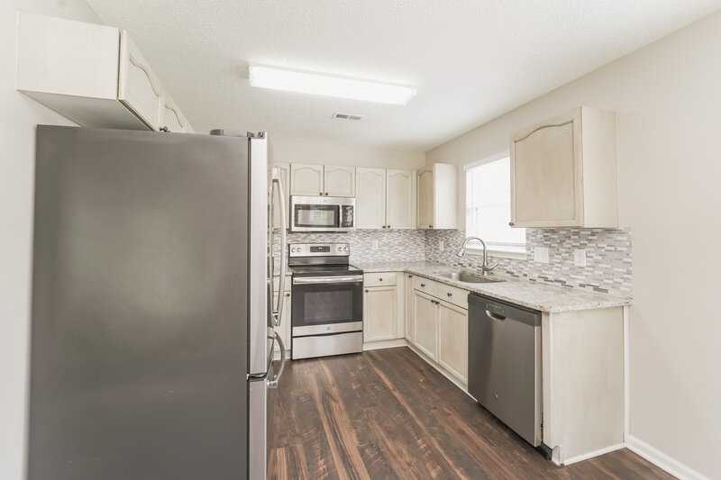 2,550/Mo, 1038 Counselors Dr Monroe, NC 28110 Kitchen View