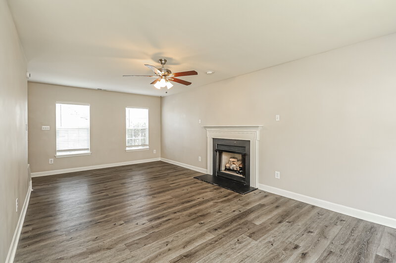 1,980/Mo, 248 Patrick Ave SW Concord, NC 28025 Living Room View