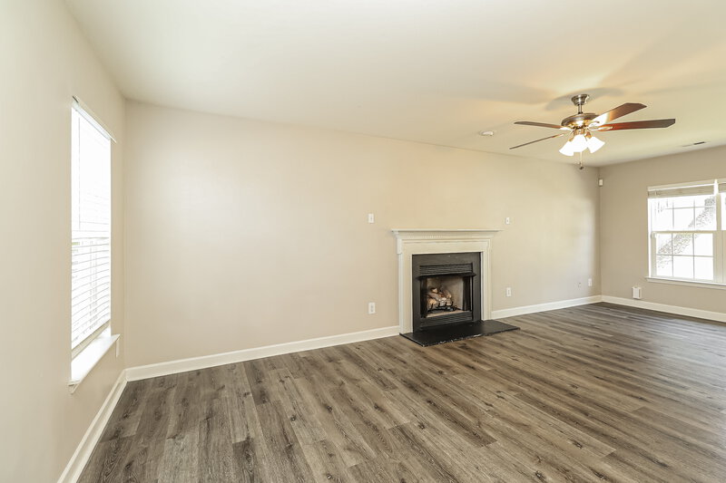 1,980/Mo, 248 Patrick Ave SW Concord, NC 28025 Living Room View 2