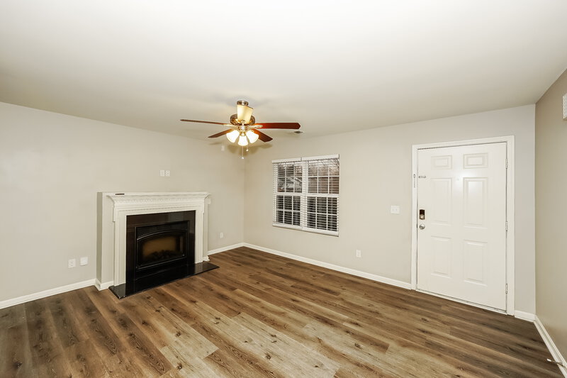 1,765/Mo, 4631 Montelena Dr Charlotte, NC 28214 Living Room View