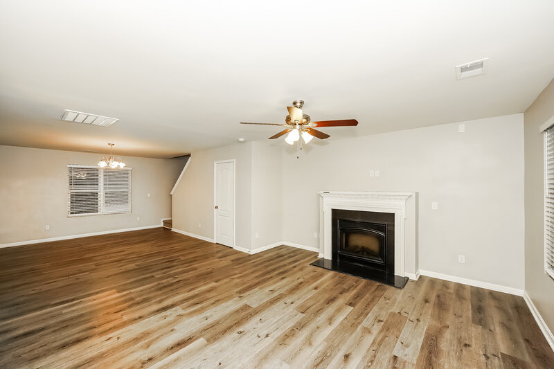 1,765/Mo, 4631 Montelena Dr Charlotte, NC 28214 Living Room View 2