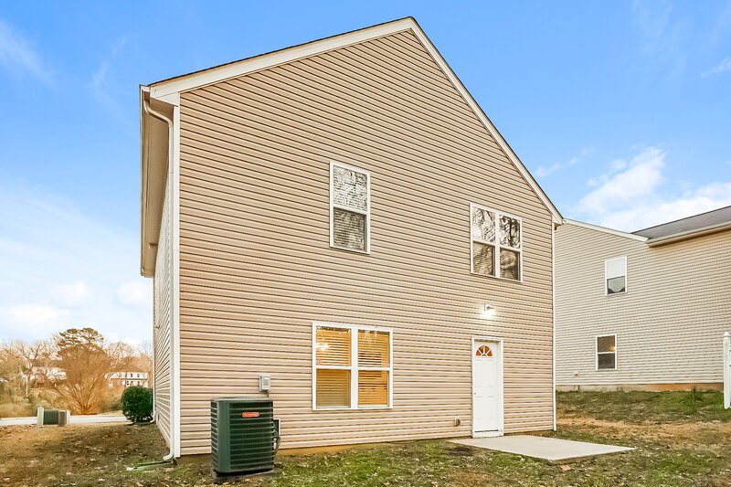 1,765/Mo, 4631 Montelena Dr Charlotte, NC 28214 Rear View 3