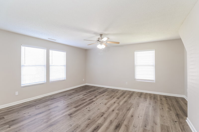 2,045/Mo, 4488 Norfleet St Concord, NC 28025 Family Room View 2