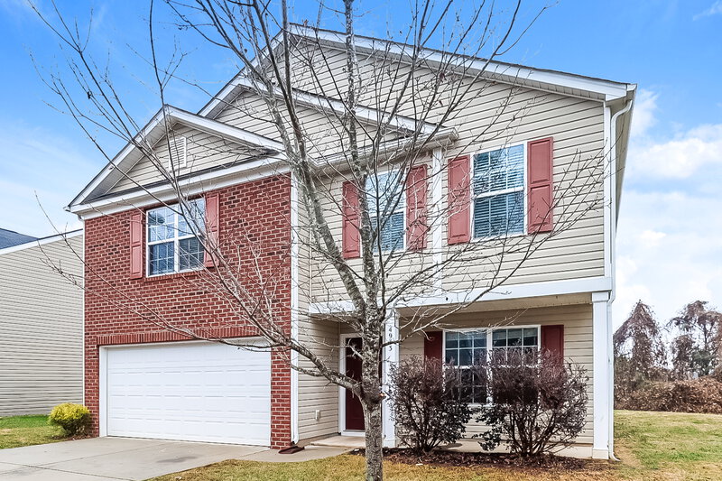 1,905/Mo, 4933 Broad Leaf Ct Dallas, NC 28034 Front View