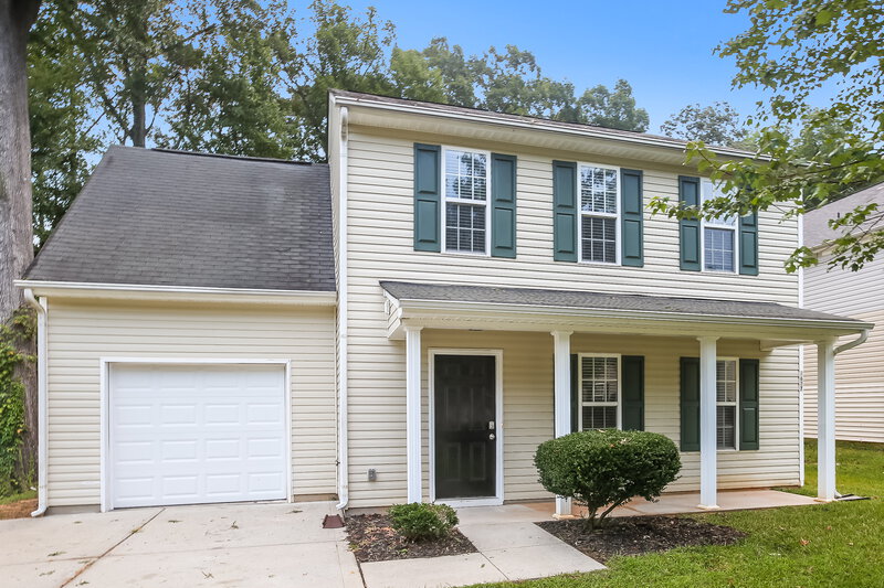 1,825/Mo, 2627 Marmac Rd Charlotte, NC 28208 Front View