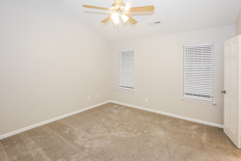 1,825/Mo, 2627 Marmac Rd Charlotte, NC 28208 Main Bedroom View 2