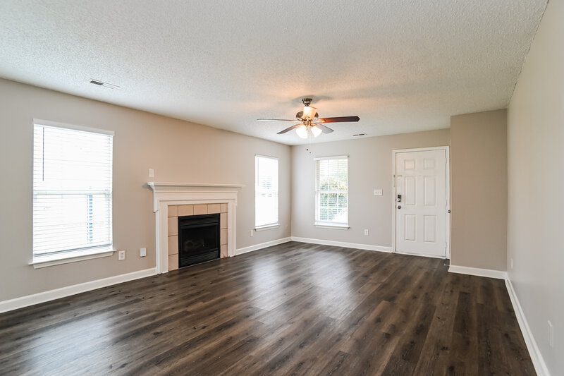 2,765/Mo, 8504 Stoneman Pl Charlotte, NC 28217 Living Room View