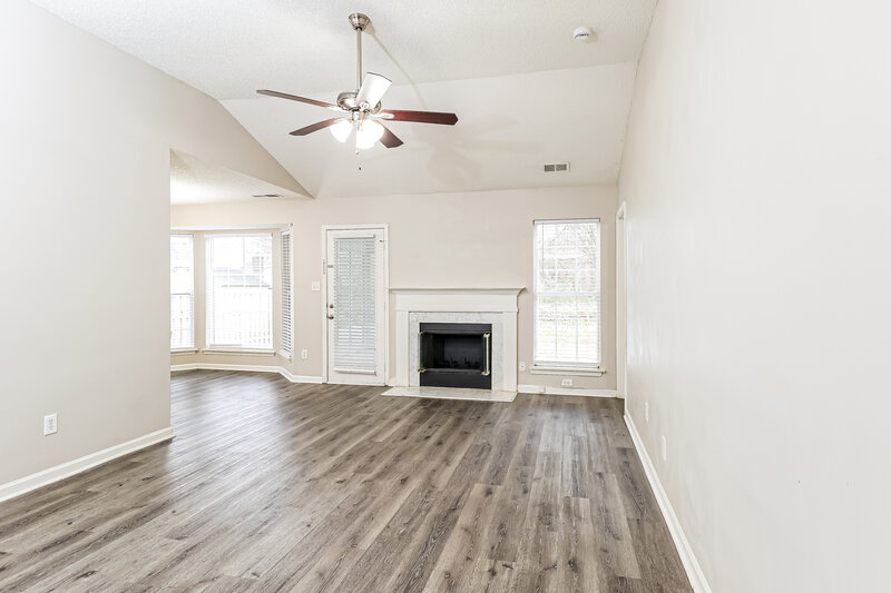 1,885/Mo, 11518 Larix Dr Charlotte, NC 28273 Living Room View