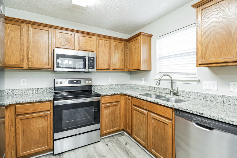 1,885/Mo, 11518 Larix Dr Charlotte, NC 28273 Kitchen View