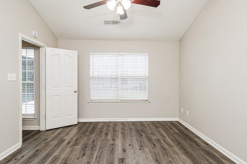 1,885/Mo, 11518 Larix Dr Charlotte, NC 28273 Main Bedroom View 2