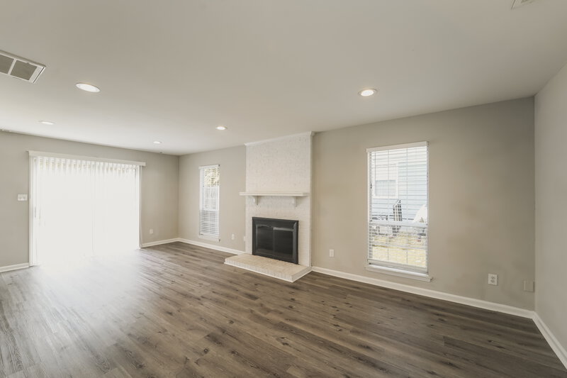 2,215/Mo, 9328 Charolais Ln Charlotte, NC 28213 Living Room View