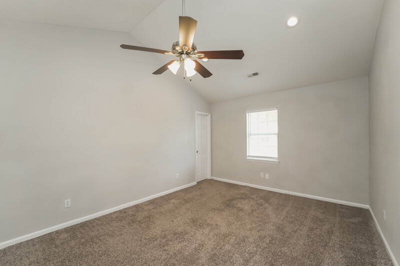 2,215/Mo, 9328 Charolais Ln Charlotte, NC 28213 Main Bedroom View