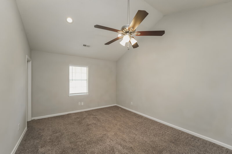 2,215/Mo, 9328 Charolais Ln Charlotte, NC 28213 Main Bedroom View 2