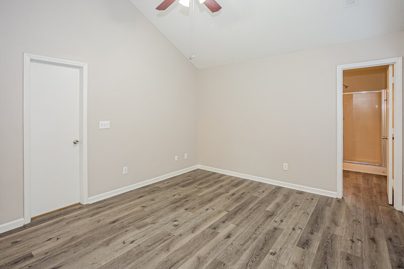 1,960/Mo, 8631 Bodkin Ct Charlotte, NC 28215 Main Bedroom View 3