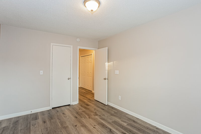 1,960/Mo, 8631 Bodkin Ct Charlotte, NC 28215 Bedroom View 4