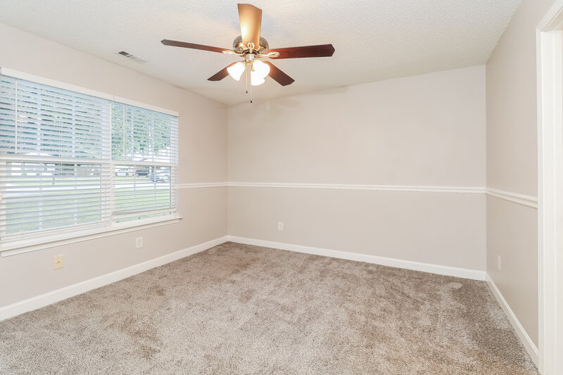 1,735/Mo, 515 River View Dr Lowell, NC 28098 Main Bedroom View