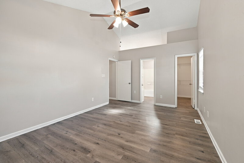 1,985/Mo, 7304 Hethersett Ln Charlotte, NC 28227 Primary Bedroom View 2