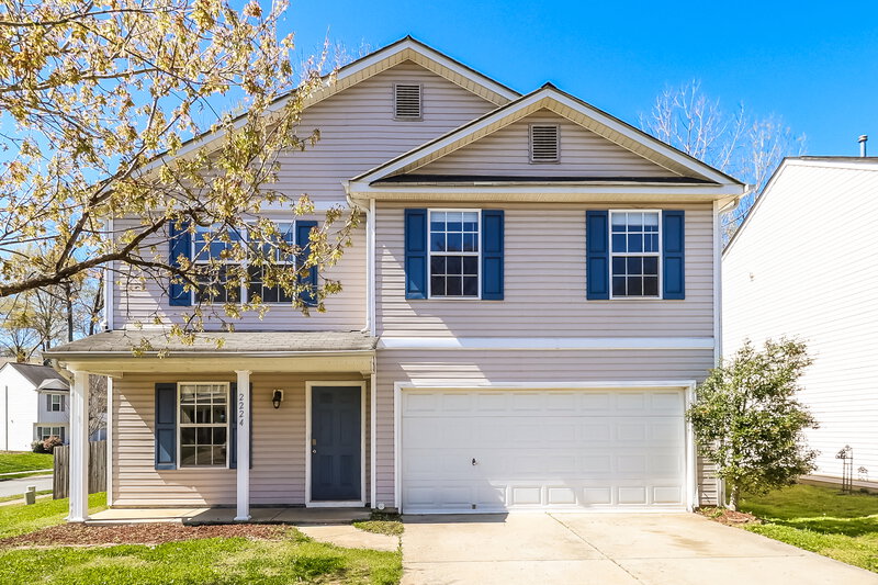 2,135/Mo, 2224 Gooseberry Road Charlotte, NC 28208 External View