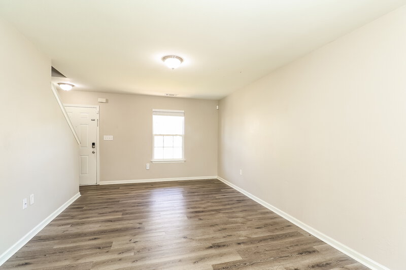 2,135/Mo, 2224 Gooseberry Road Charlotte, NC 28208 Living Room View 2