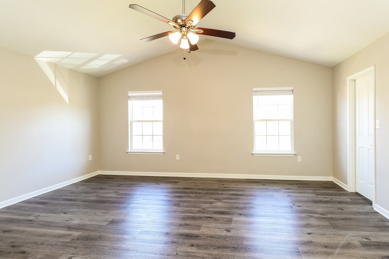 2,135/Mo, 2224 Gooseberry Road Charlotte, NC 28208 Main Bedroom View 2