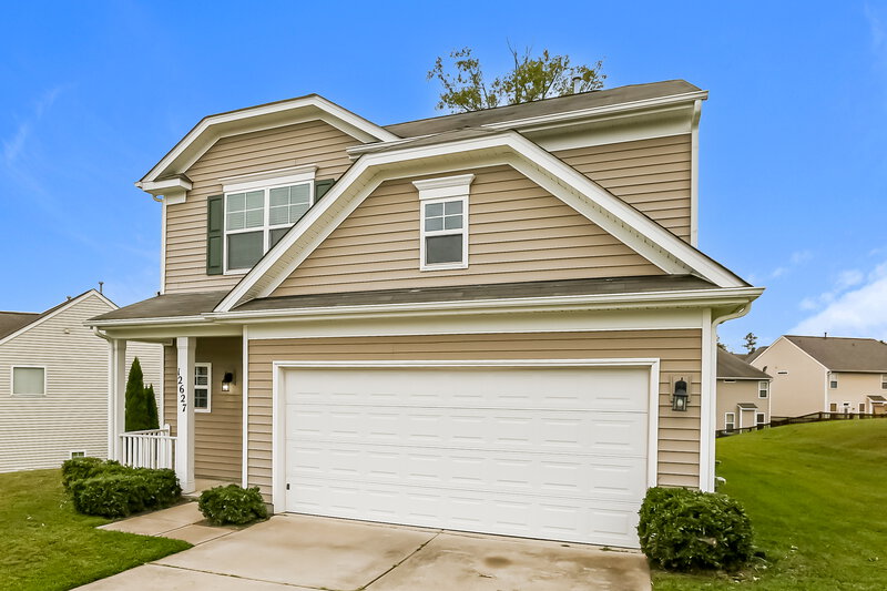 1,915/Mo, 12627 Oakton Hunt Drive Charlotte, NC 28262 Front View 2