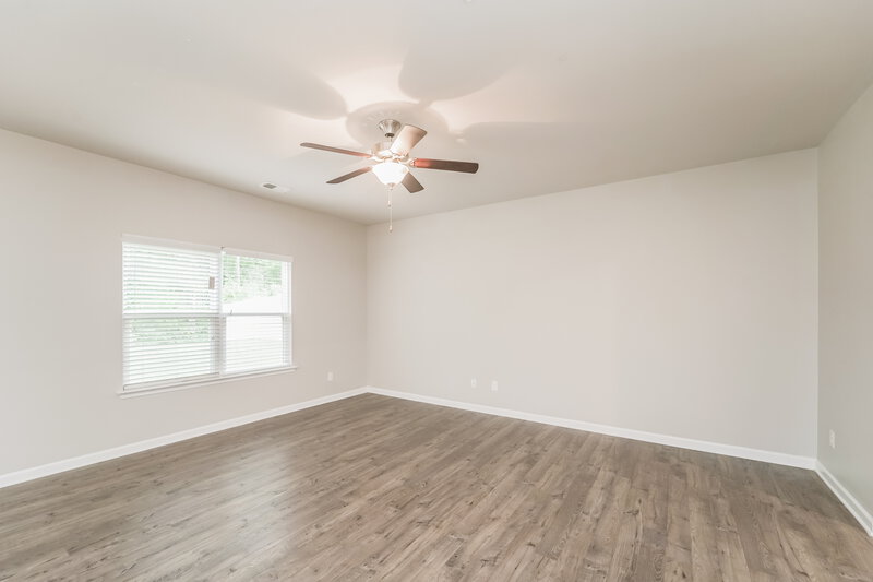 2,005/Mo, 1142 Rankin Oaks Street Charlotte, NC 28213 Living Room View 2