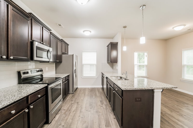 2,005/Mo, 1142 Rankin Oaks Street Charlotte, NC 28213 Kitchen View