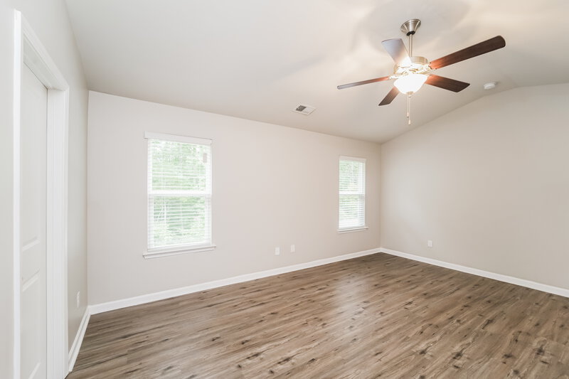 2,005/Mo, 1142 Rankin Oaks Street Charlotte, NC 28213 Main Bedroom View 2